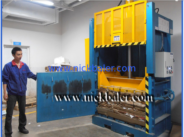 Hydraulic press waste paper baler machine automatic baling scrap paper carton baling press