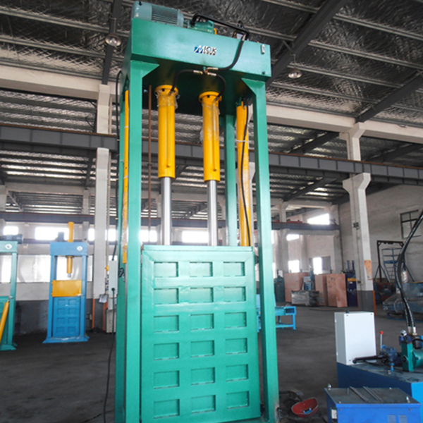 NK120LT 450KG Used Clothes Balers