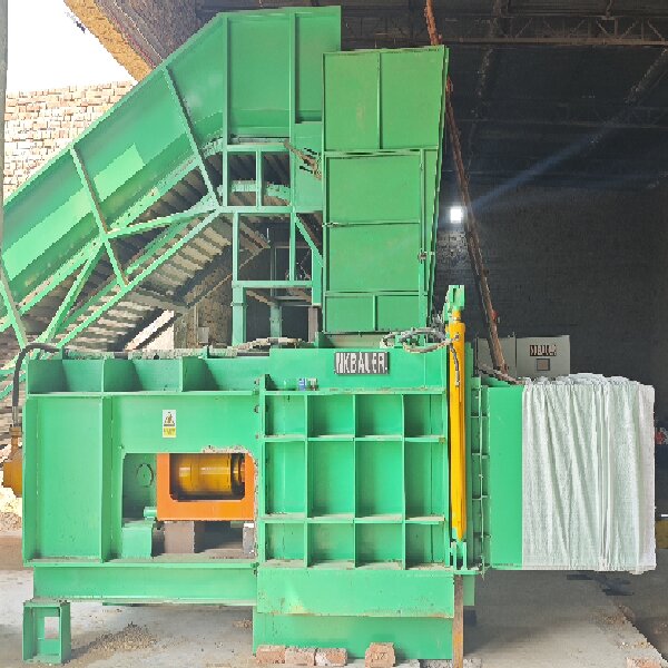 NKB280 Alfalfal Hay Baling Machine