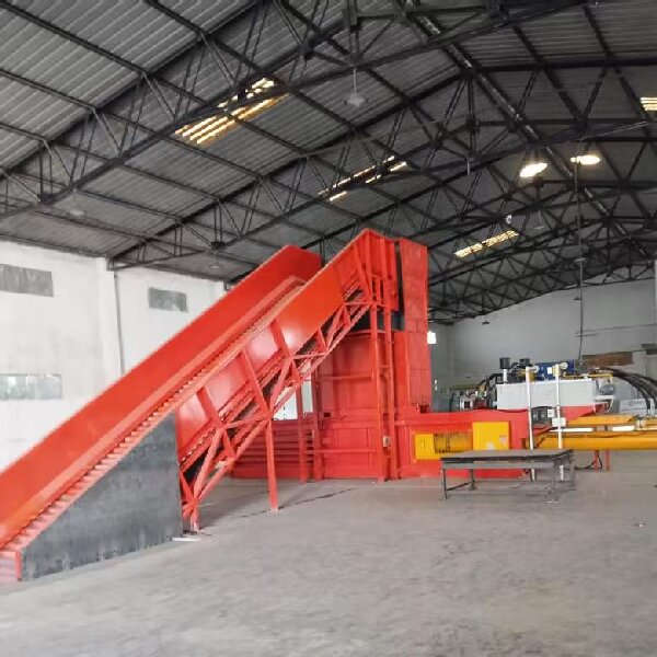 NKW200BD Scrap Tire Balers