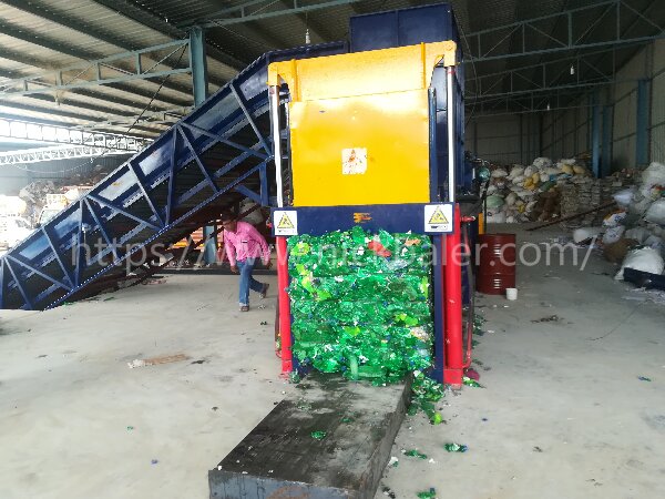 plastic bottle baler (2).jpg